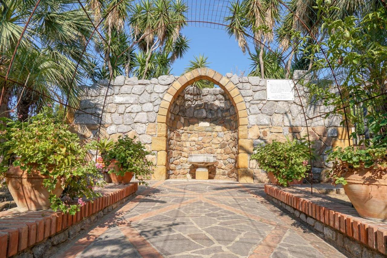 Villa Caterina - Solemar Sicilia Cefalù Exterior foto